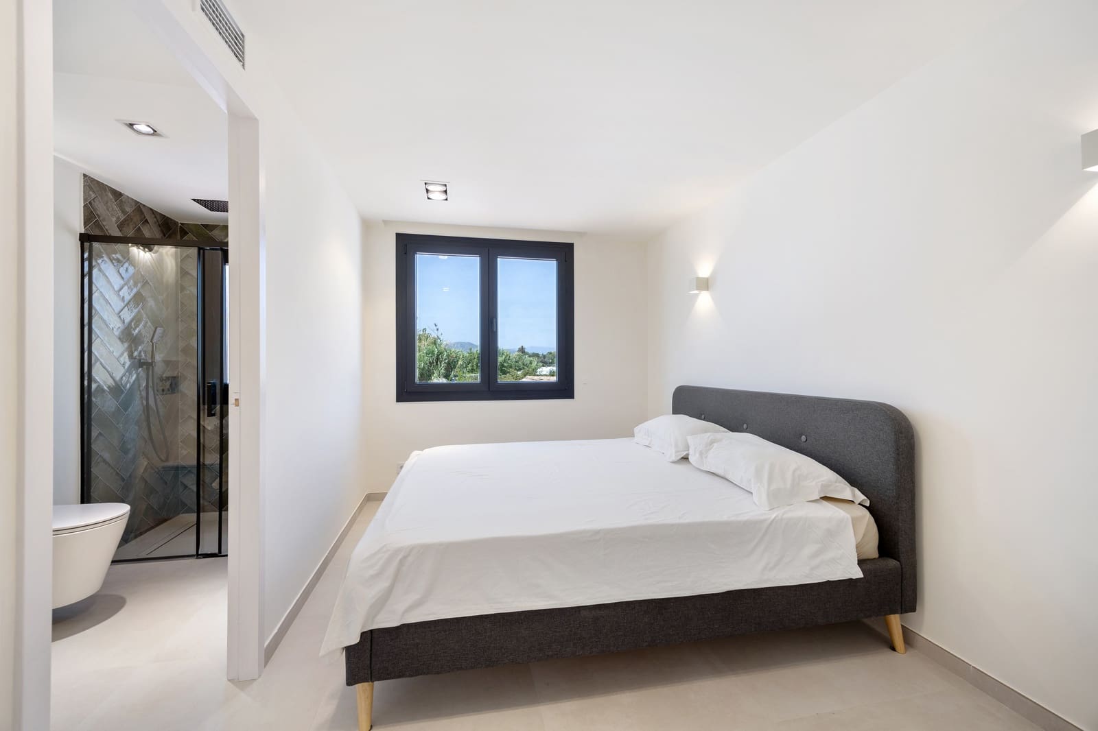 4 bedroom Villa for sale in Javea / Xabia with pool garage - € 1,650,000 (Ref: 10033246)