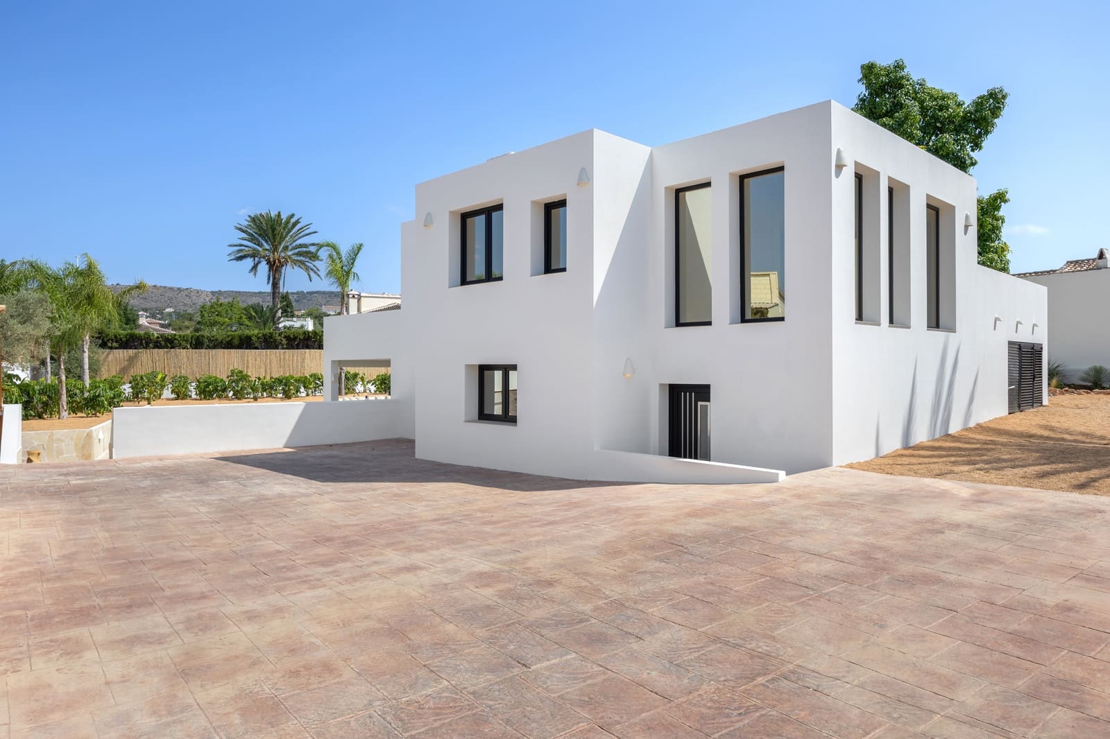 4 bedroom Villa for sale in Javea / Xabia with pool garage - € 1,650,000 (Ref: 10033246)