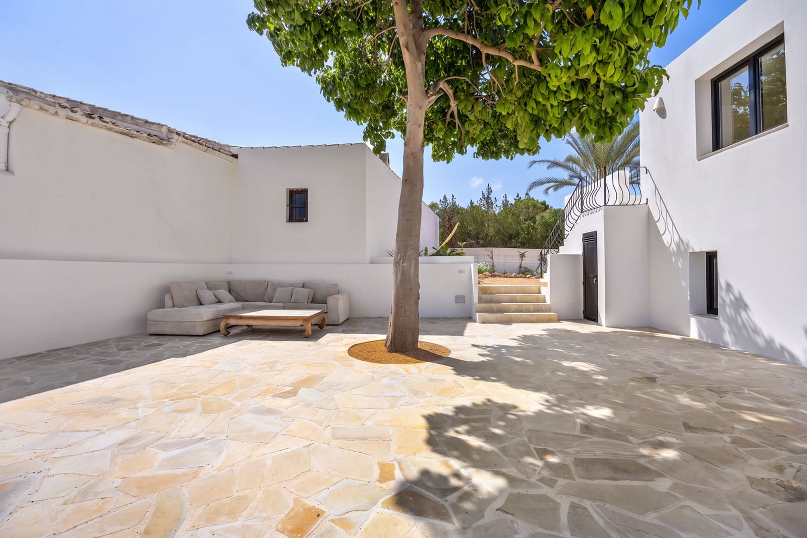 4 bedroom Villa for sale in Javea / Xabia with pool garage - € 1,650,000 (Ref: 10033246)