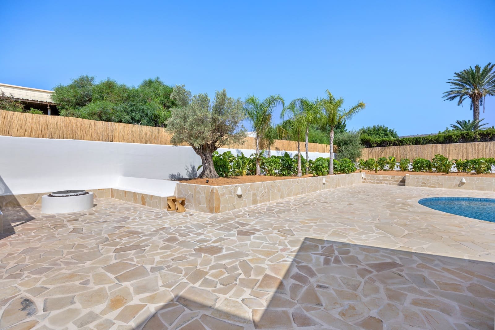 4 bedroom Villa for sale in Javea / Xabia with pool garage - € 1,650,000 (Ref: 10033246)
