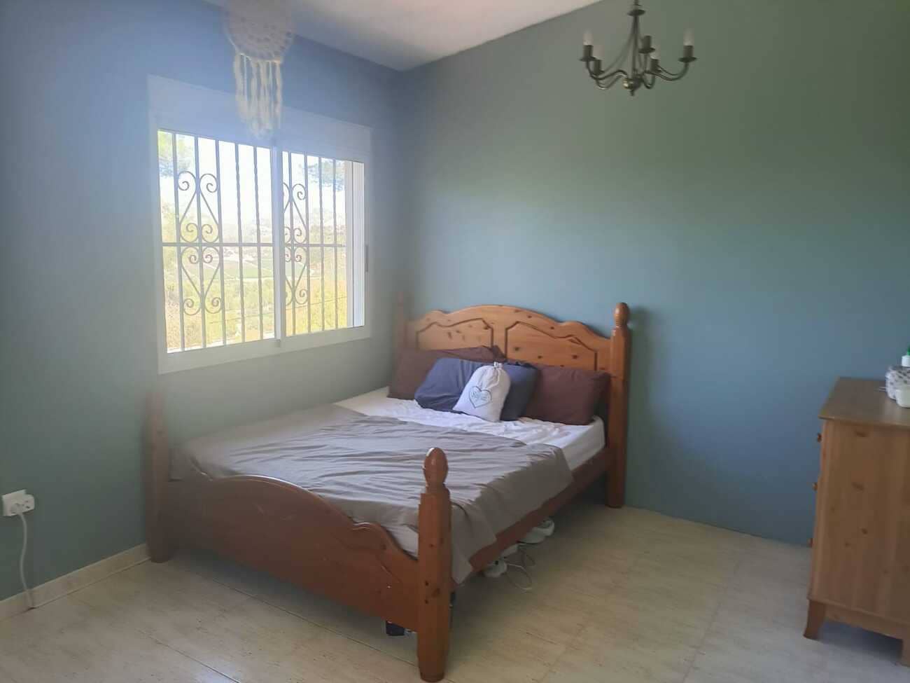 4 chambre Villa/Maison à vendre à Canals avec piscine garage - 295 000 € (Ref: 10099410)