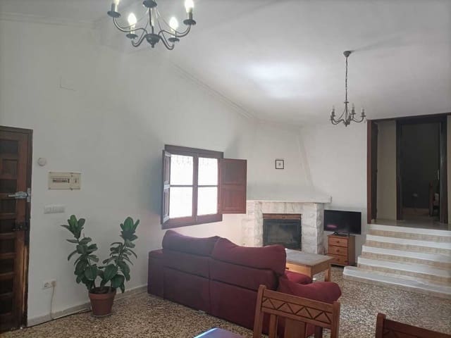 4 chambre Villa/Maison à vendre à Canals avec piscine garage - 295 000 € (Ref: 10099410)