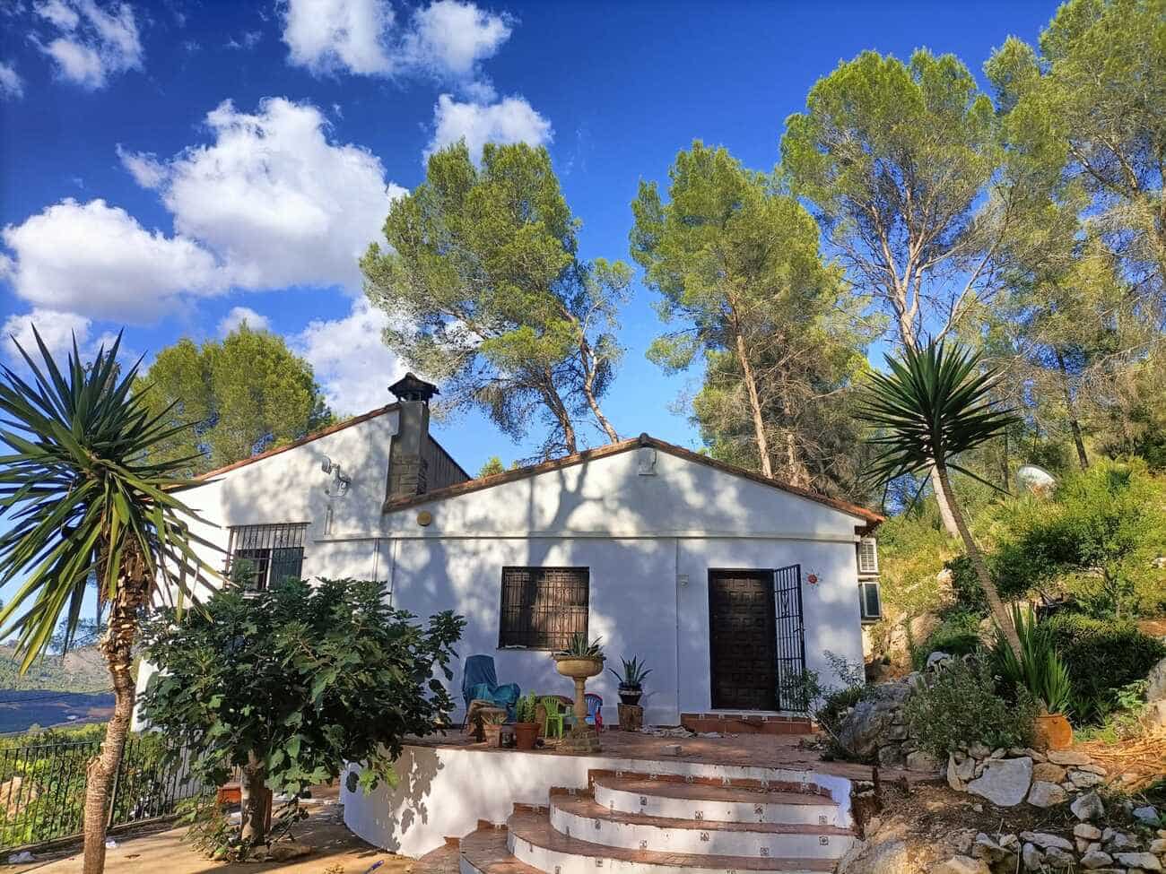 4 chambre Villa/Maison à vendre à Canals avec piscine garage - 295 000 € (Ref: 10099410)