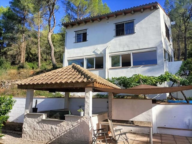 4 chambre Villa/Maison à vendre à Canals avec piscine garage - 295 000 € (Ref: 10099410)