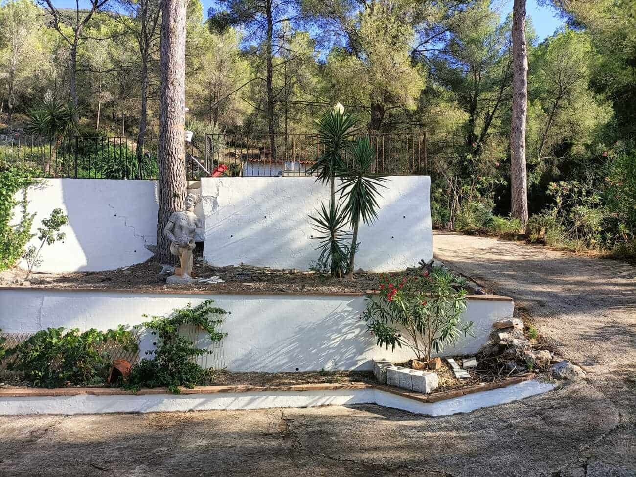 4 chambre Villa/Maison à vendre à Canals avec piscine garage - 295 000 € (Ref: 10099410)