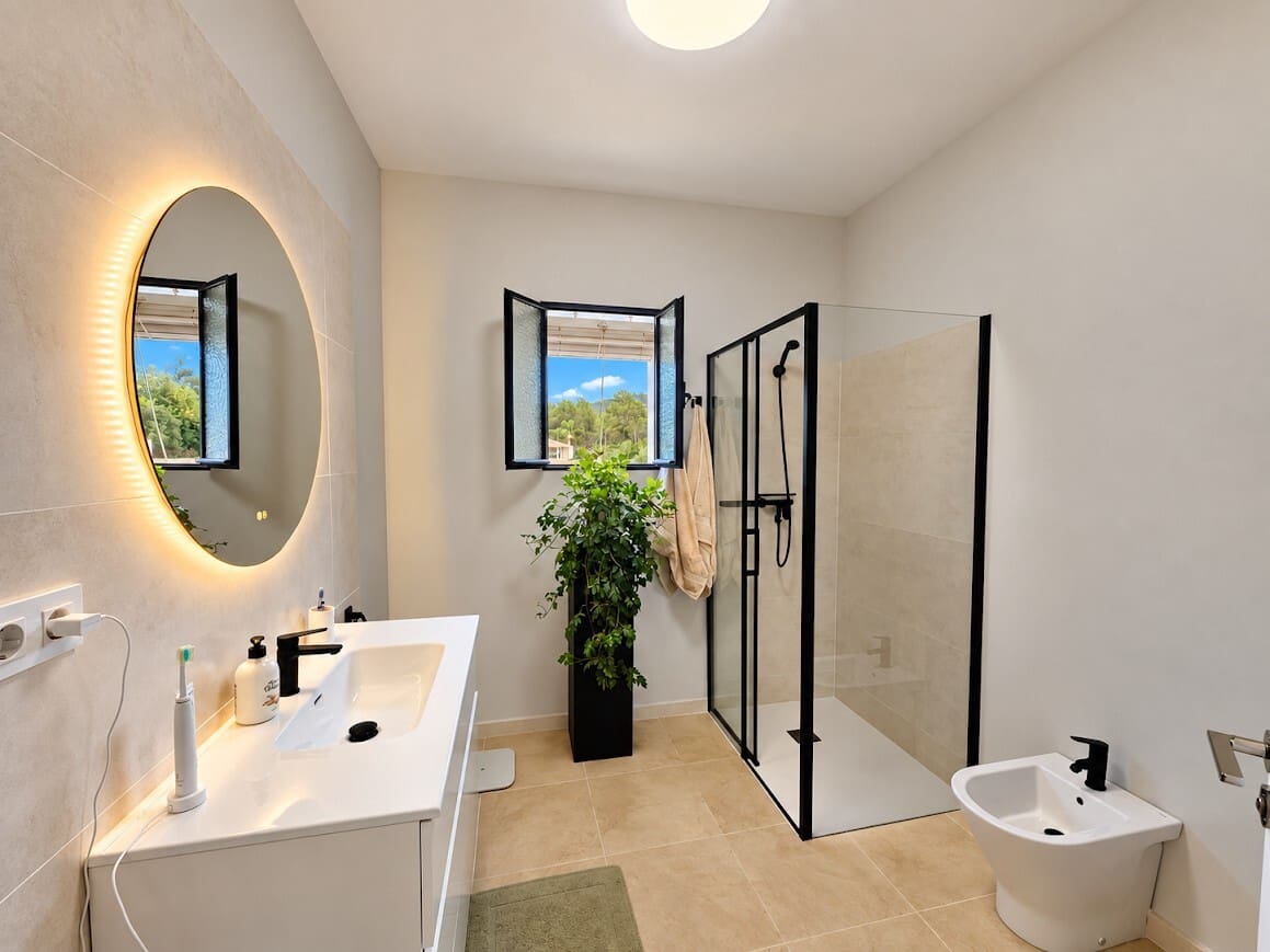 6 Zimmer Villa zu verkaufen in Barxeta mit Pool Garage - 399.950 € (Ref: 10127417)