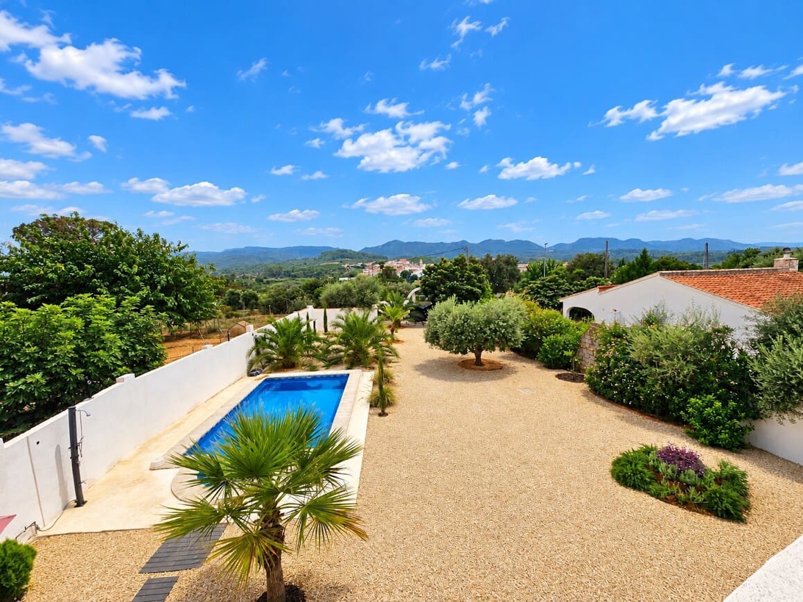 6 Zimmer Villa zu verkaufen in Barxeta mit Pool Garage - 399.950 € (Ref: 10127417)