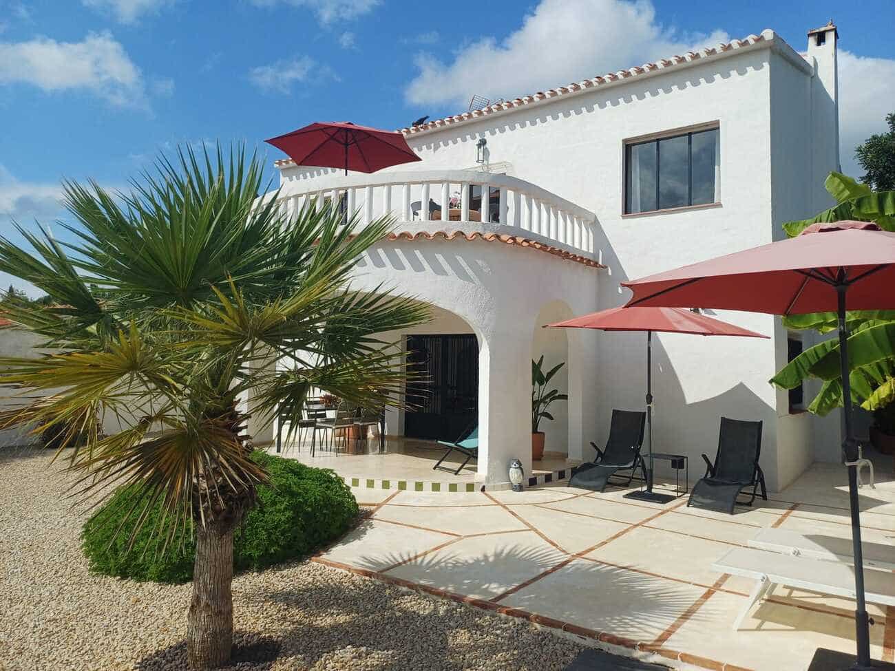 6 Zimmer Villa zu verkaufen in Barxeta mit Pool Garage - 399.950 € (Ref: 10127417)
