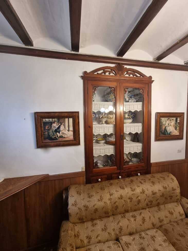 6 bedroom Townhouse for sale in Xativa - € 110,000 (Ref: 10127418)