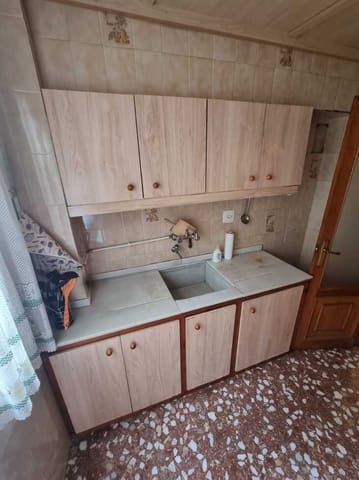 6 makuuhuone Omakotitalo myytävänä paikassa Xàtiva - 110 000 € (Ref: 10127418)