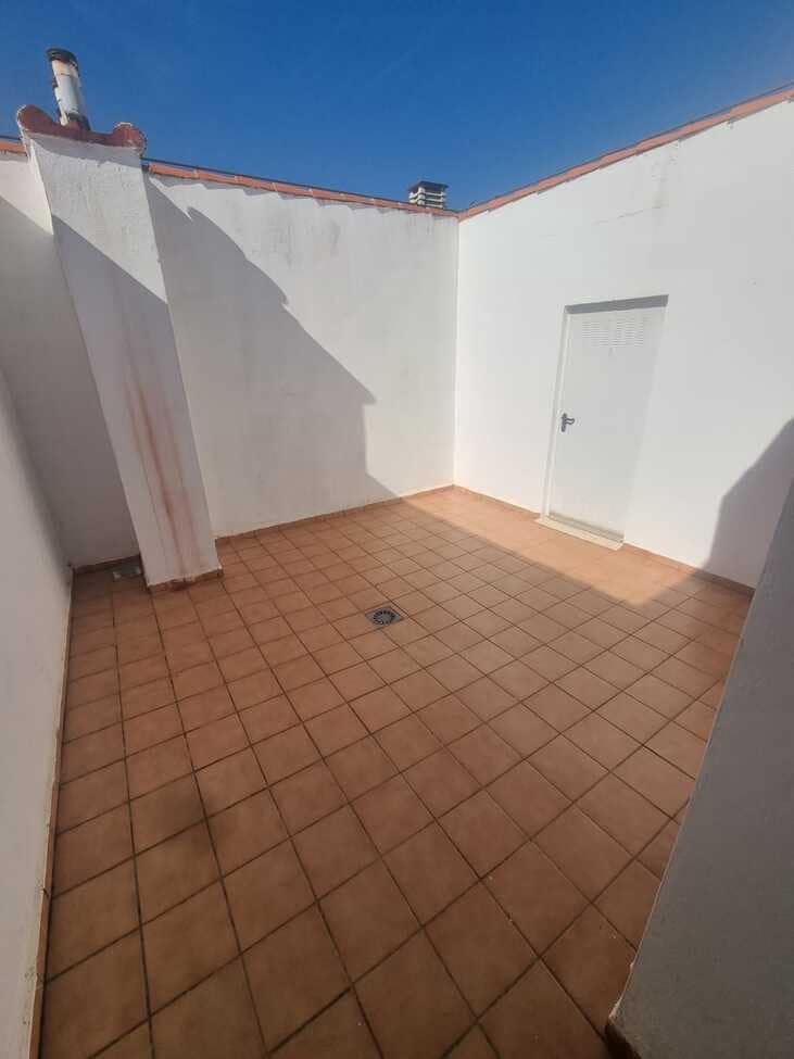 3 Zimmer Apartment zu verkaufen in L'Alcudia de Crespins mit Garage - 129.000 € (Ref: 10134993)