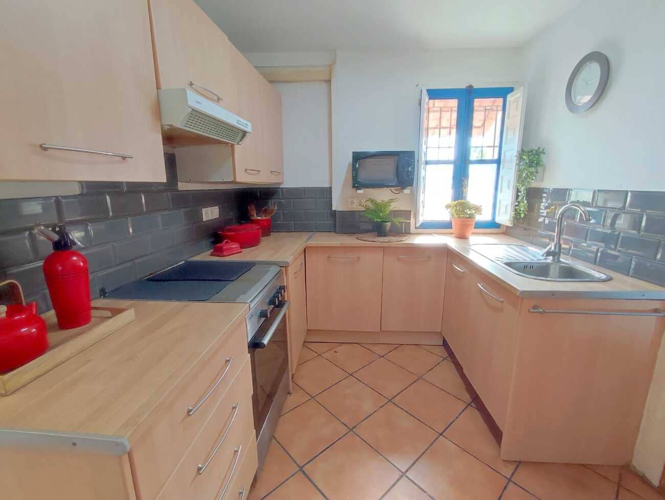 3 bedroom Finca/Country House for sale in Palmera with garage - € 189,950 (Ref: 10153147)