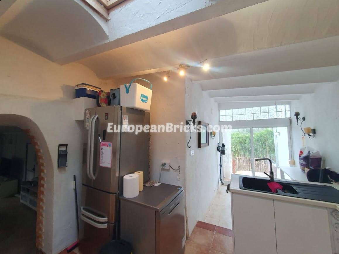 4 bedroom Semidetached Villa for sale in Xàtiva with pool € 270,000