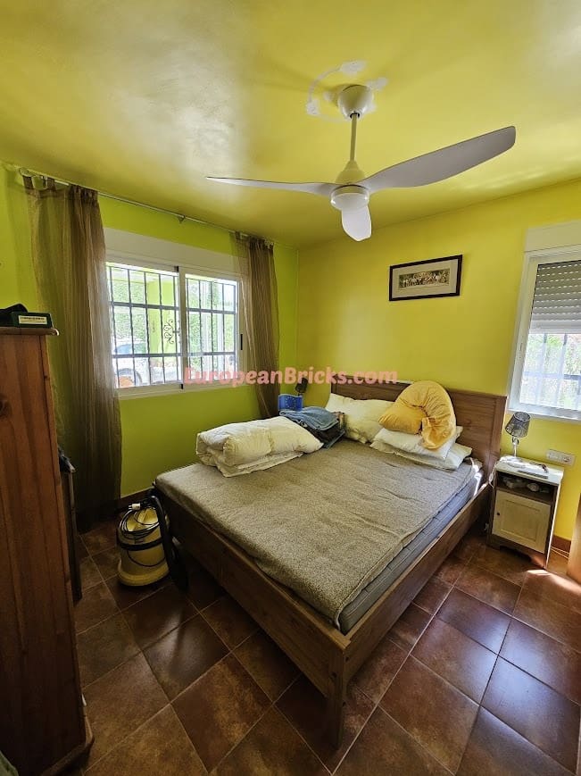 4 soveværelse Finca/Landehus til salg i Xativa med swimmingpool - € 298.000 (Ref: 8314530)