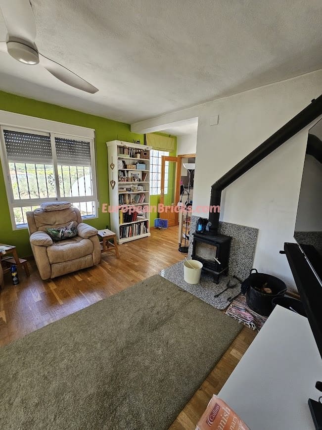 4 soveværelse Finca/Landehus til salg i Xativa med swimmingpool - € 298.000 (Ref: 8314530)