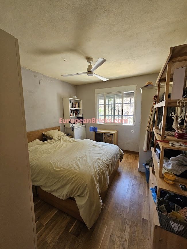 4 soveværelse Finca/Landehus til salg i Xativa med swimmingpool - € 298.000 (Ref: 8314530)