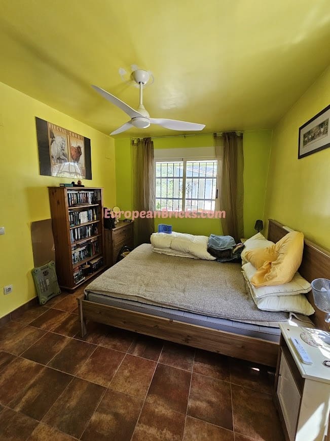 4 soveværelse Finca/Landehus til salg i Xativa med swimmingpool - € 298.000 (Ref: 8314530)