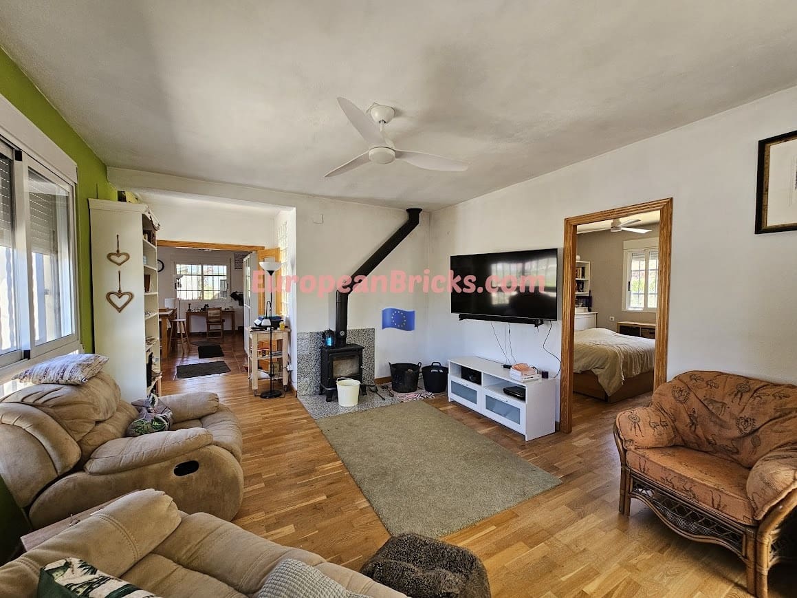 4 soveværelse Finca/Landehus til salg i Xativa med swimmingpool - € 298.000 (Ref: 8314530)