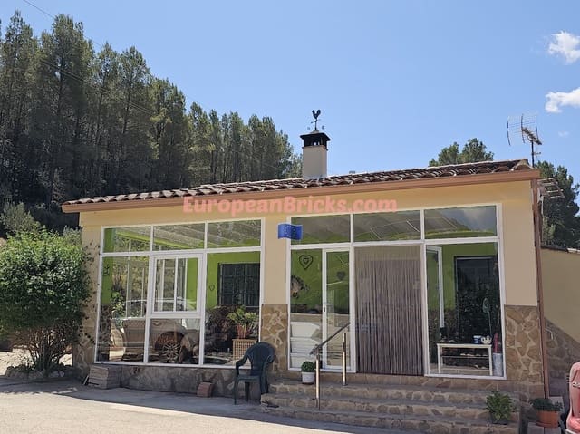4 bedroom Finca/Country House for sale in Xàtiva with pool - € 298,000 (Ref: 8314530)