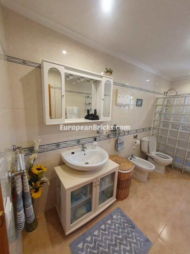 3 bedroom Villa for sale in Chella with pool - € 335,000 (Ref: 8317190)