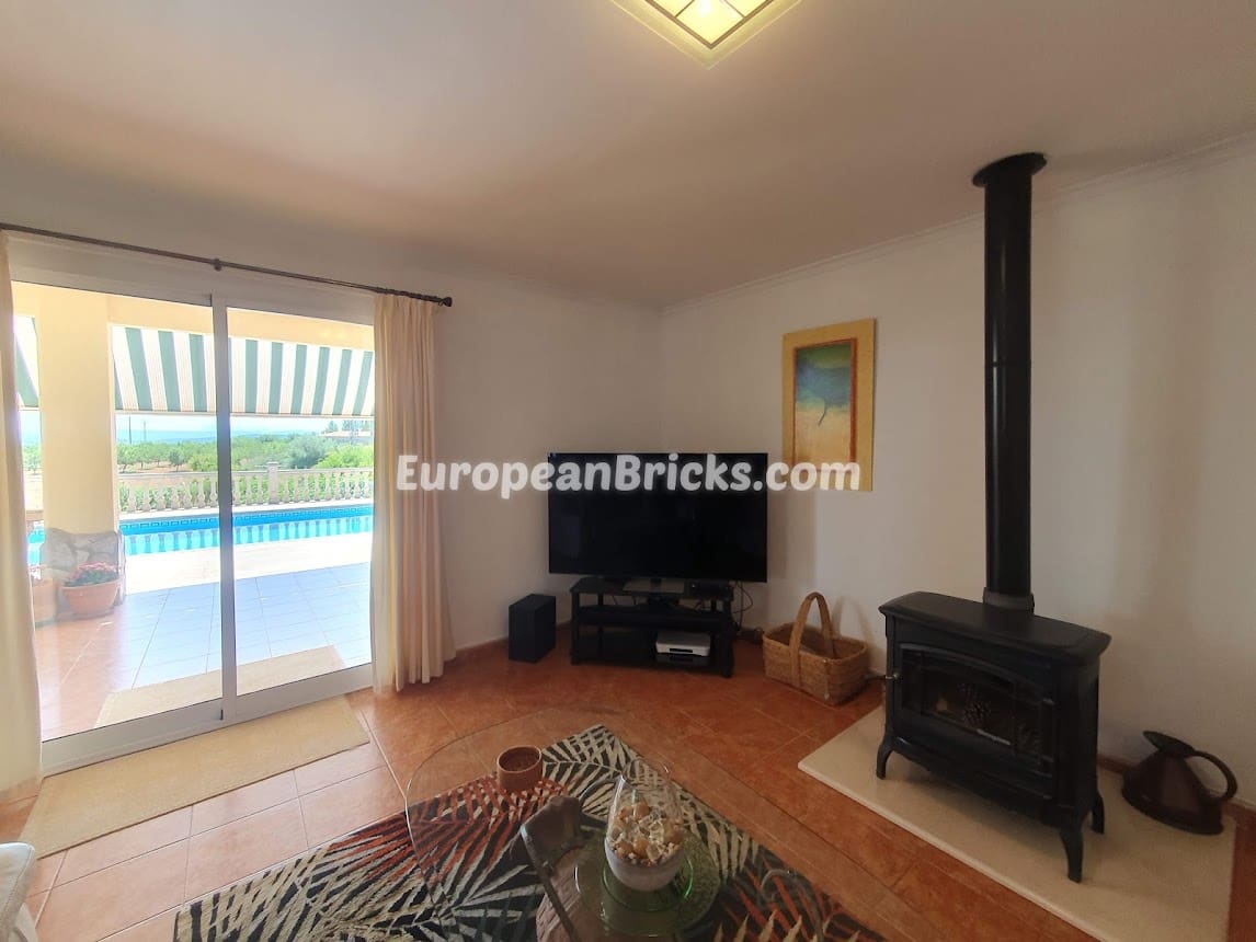 3 bedroom Villa for sale in Chella with pool - € 335,000 (Ref: 8317190)