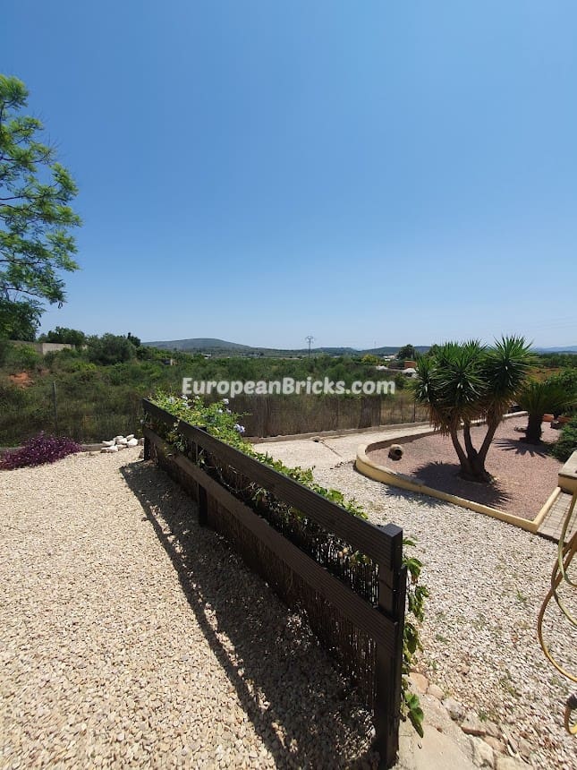 3 bedroom Villa for sale in Chella with pool - € 335,000 (Ref: 8317190)