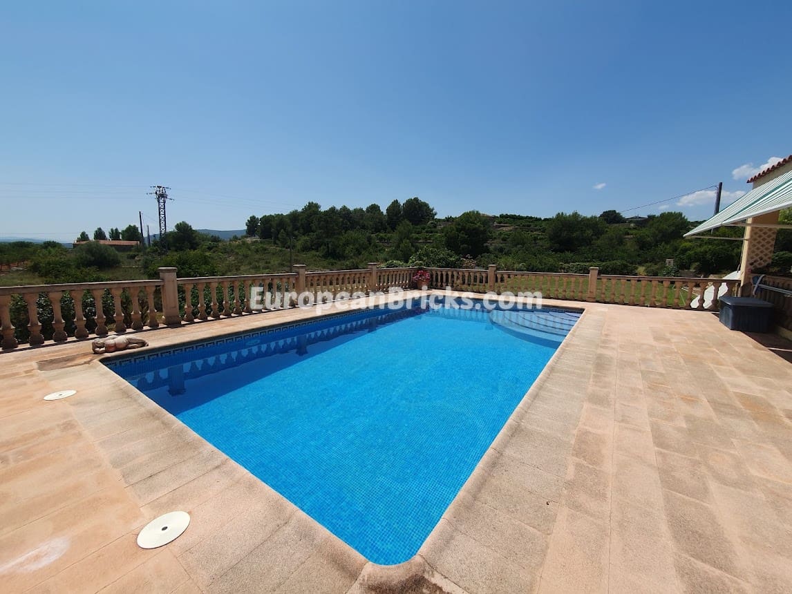 3 bedroom Villa for sale in Chella with pool - € 335,000 (Ref: 8317190)