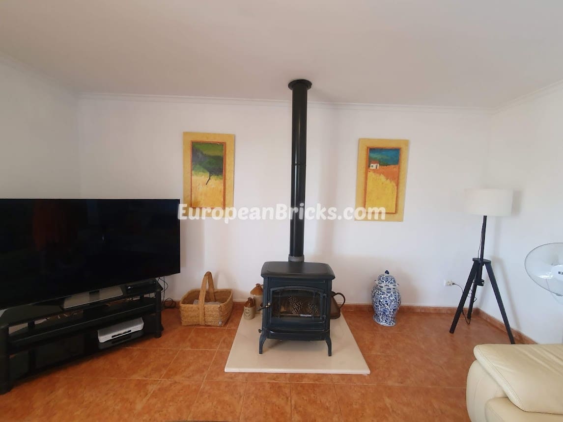 3 bedroom Villa for sale in Chella with pool - € 335,000 (Ref: 8317190)