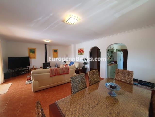 3 bedroom Villa for sale in Chella with pool - € 335,000 (Ref: 8317190)