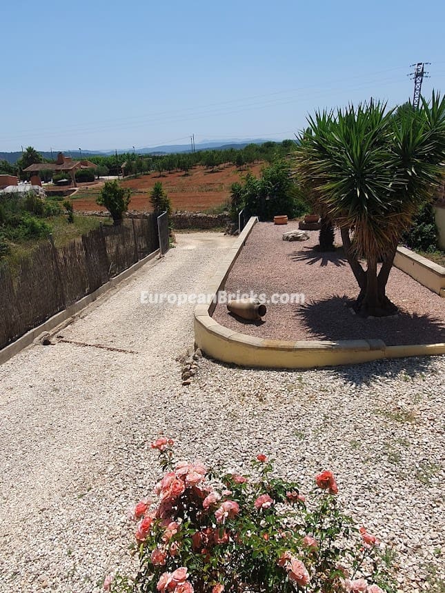 3 bedroom Villa for sale in Chella with pool - € 335,000 (Ref: 8317190)