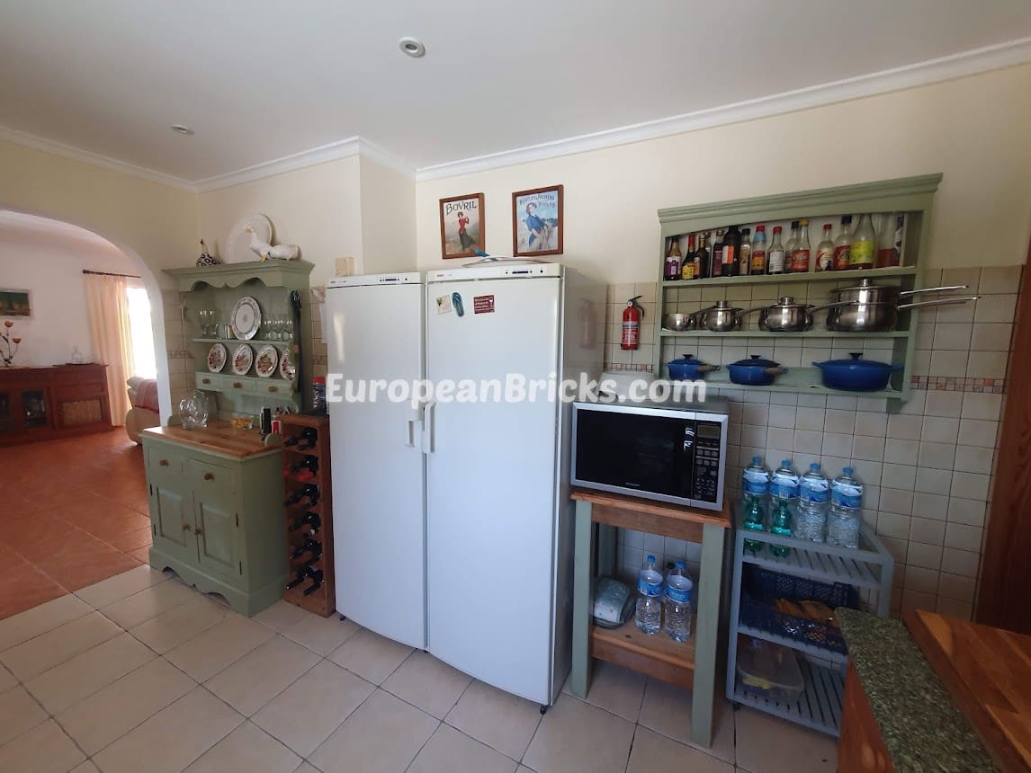 3 bedroom Villa for sale in Chella with pool - € 335,000 (Ref: 8317190)