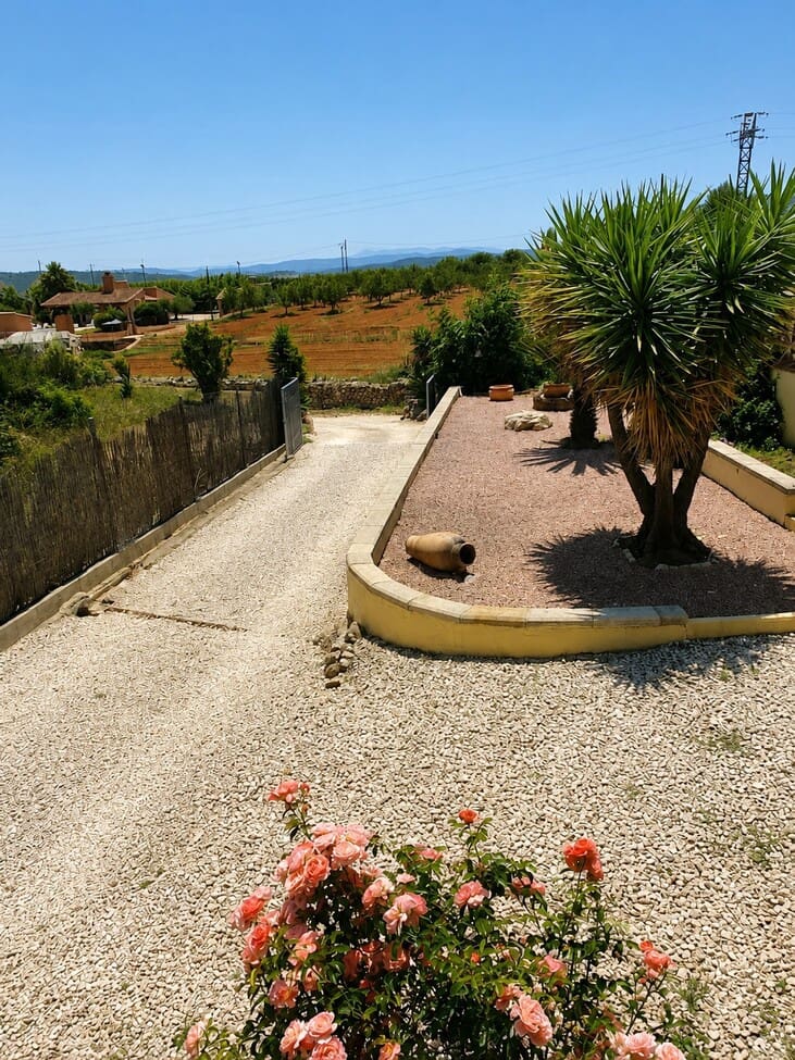 3 bedroom Villa for sale in Chella with pool garage - € 335,000 (Ref: 8317190)