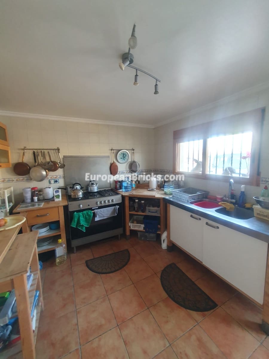 4 soveværelse Villa til salg i Beniganim - € 189.950 (Ref: 8317192)