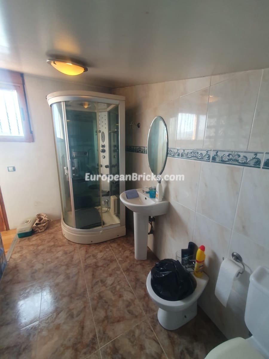 4 soveværelse Villa til salg i Beniganim - € 189.950 (Ref: 8317192)