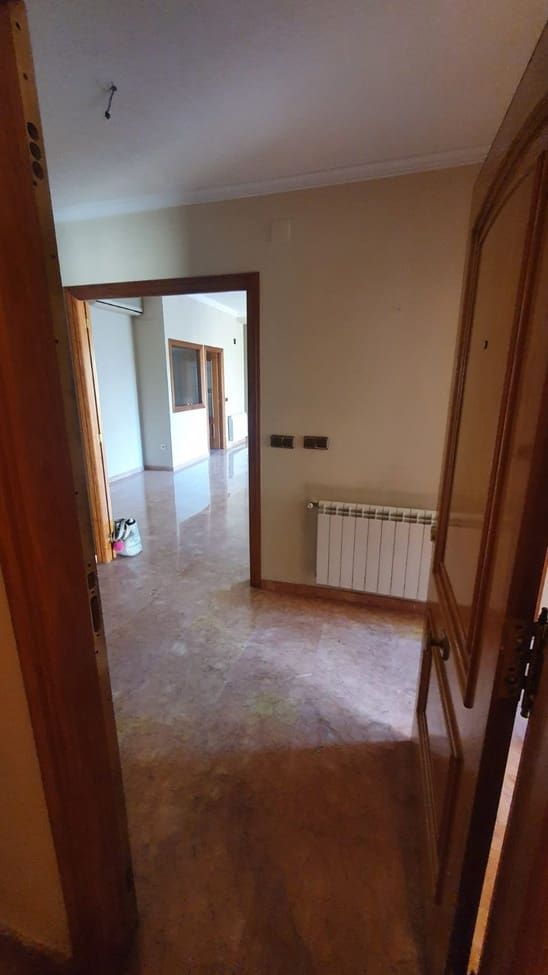 5 soveværelse Lejlighed til salg i Canals - € 240.000 (Ref: 8317195)