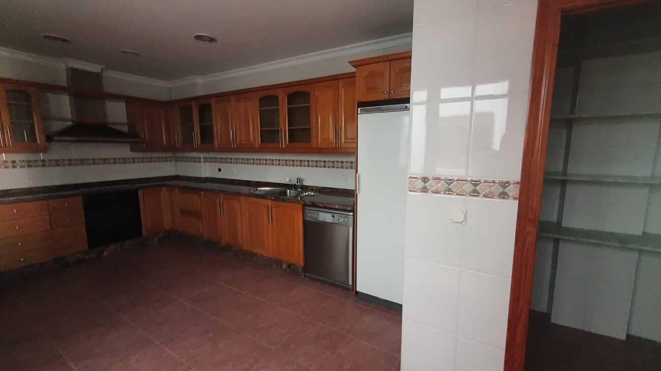 5 soveværelse Lejlighed til salg i Canals - € 240.000 (Ref: 8317195)