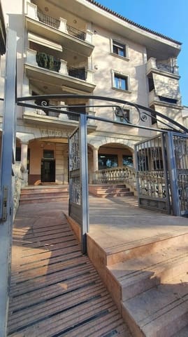 5 makuuhuone Huoneisto myytävänä paikassa Canals - 240 000 € (Ref: 8317195)