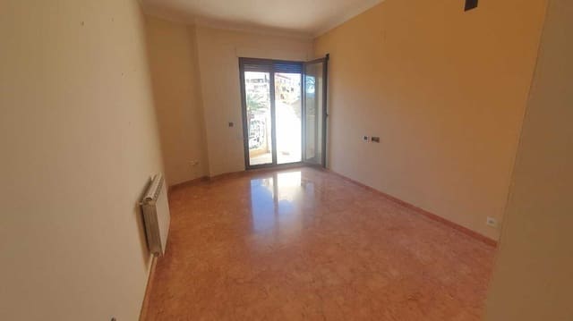 5 makuuhuone Huoneisto myytävänä paikassa Canals - 240 000 € (Ref: 8317195)