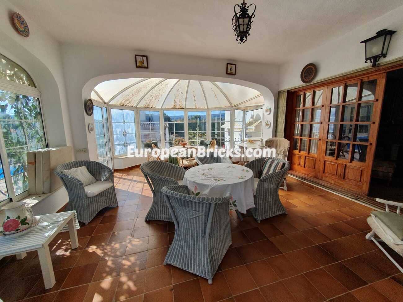 7 soveværelse Villa til salg i Canals - € 399.000 (Ref: 8317199)