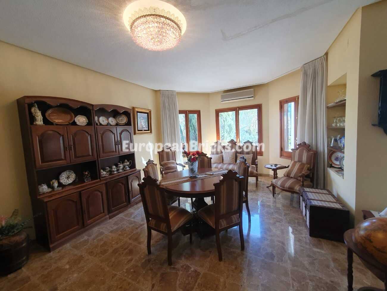 7 soveværelse Villa til salg i Canals - € 399.000 (Ref: 8317199)