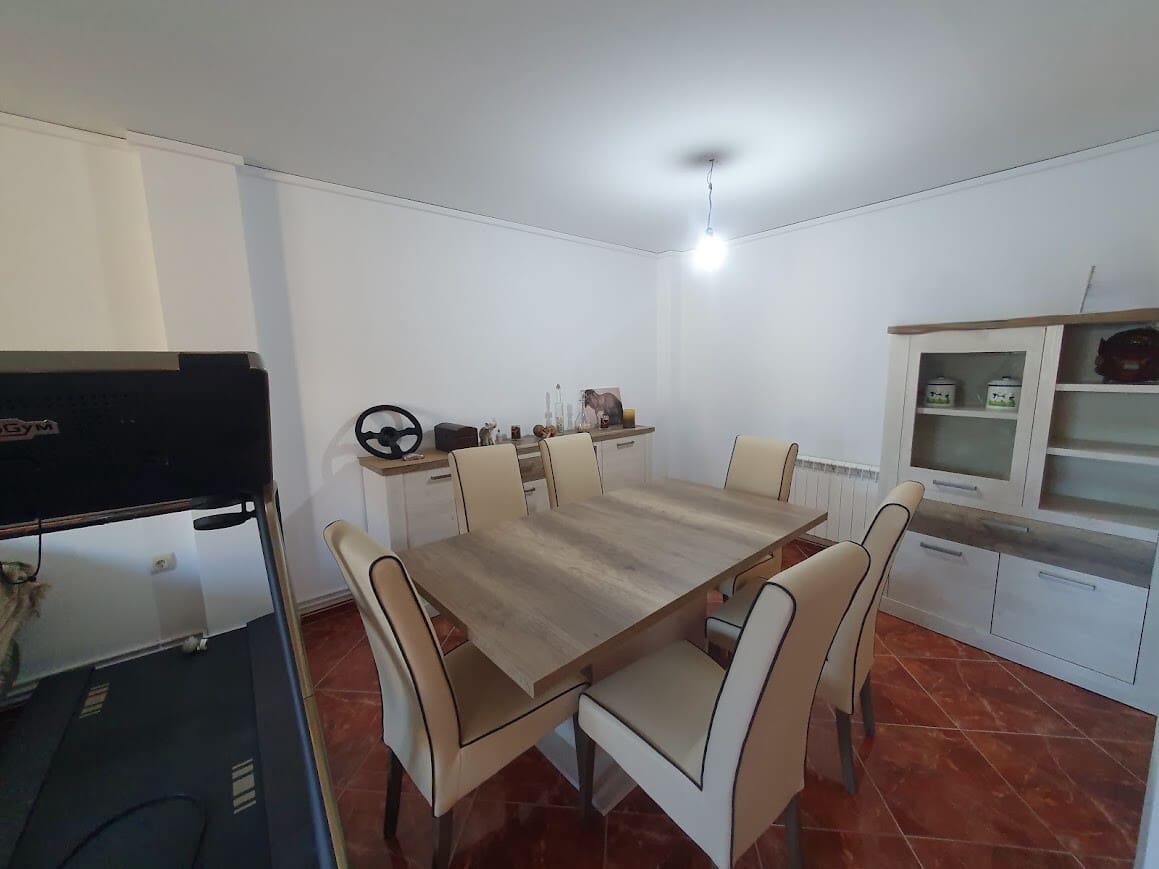 3 bedroom Villa for sale in Canals - € 265,000 (Ref: 8317201)