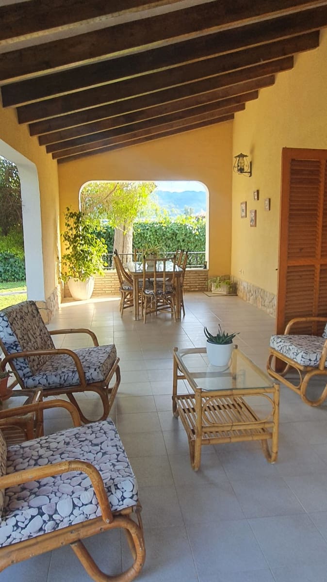 6 soveværelse Villa til salg i Xativa med swimmingpool - € 395.000 (Ref: 8317205)