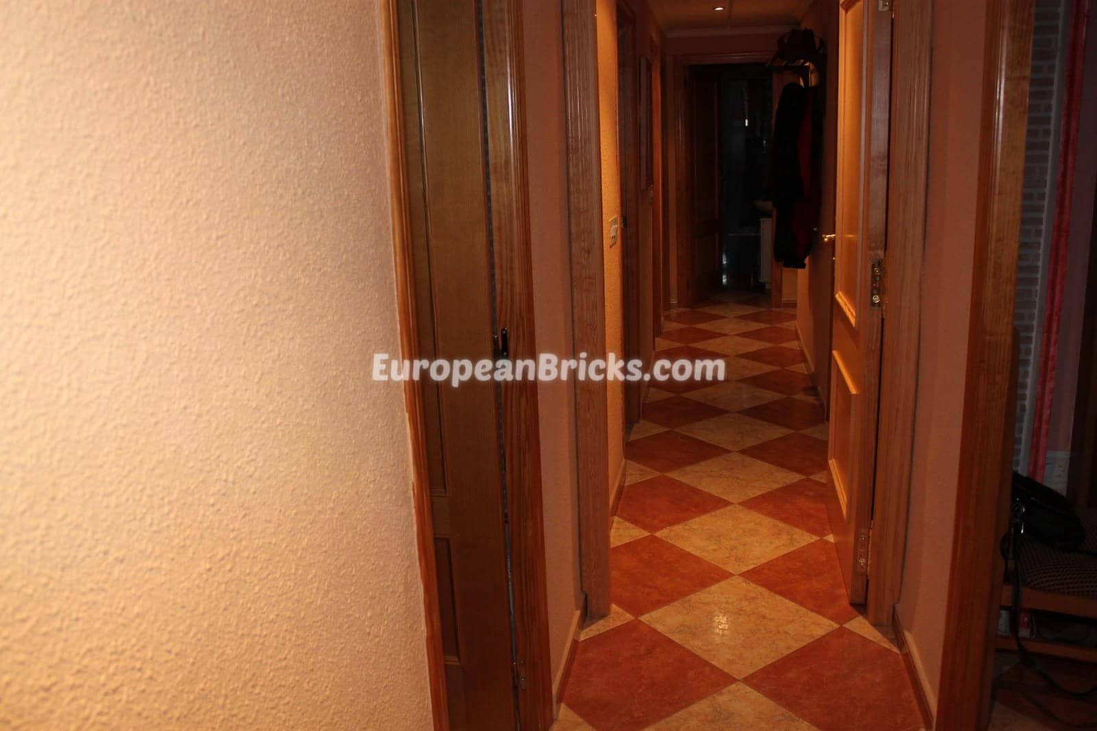 4 soveværelse Villa til salg i Xativa - € 290.000 (Ref: 8317206)