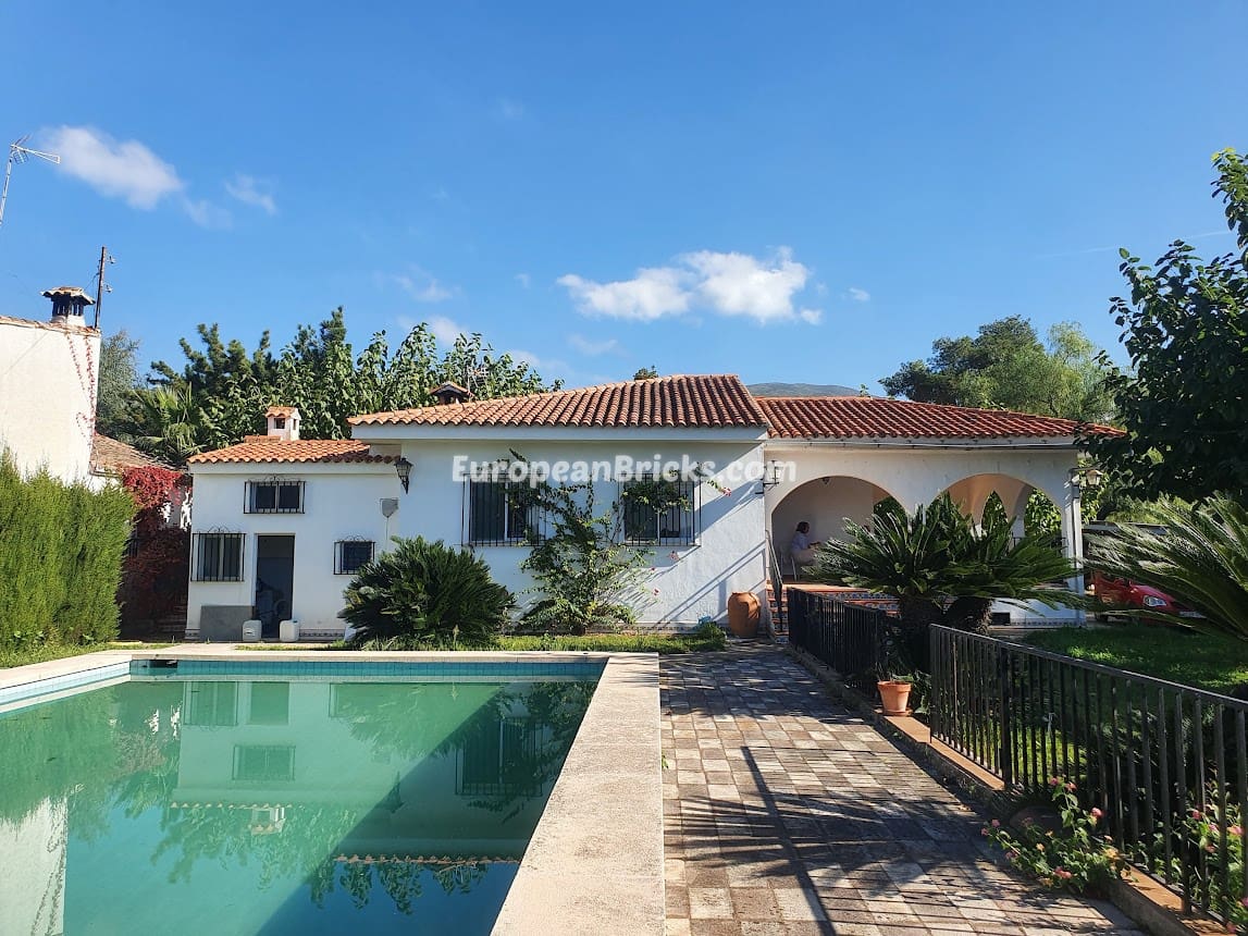 4 soverom Villa til salgs i Xativa med svømmebasseng - € 262 000 (Ref: 8317210)