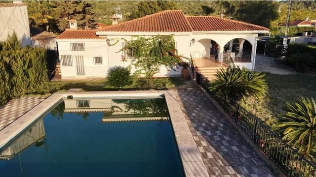 4 bedroom Villa for sale in Xàtiva with pool - € 262,000 (Ref: 8317210)