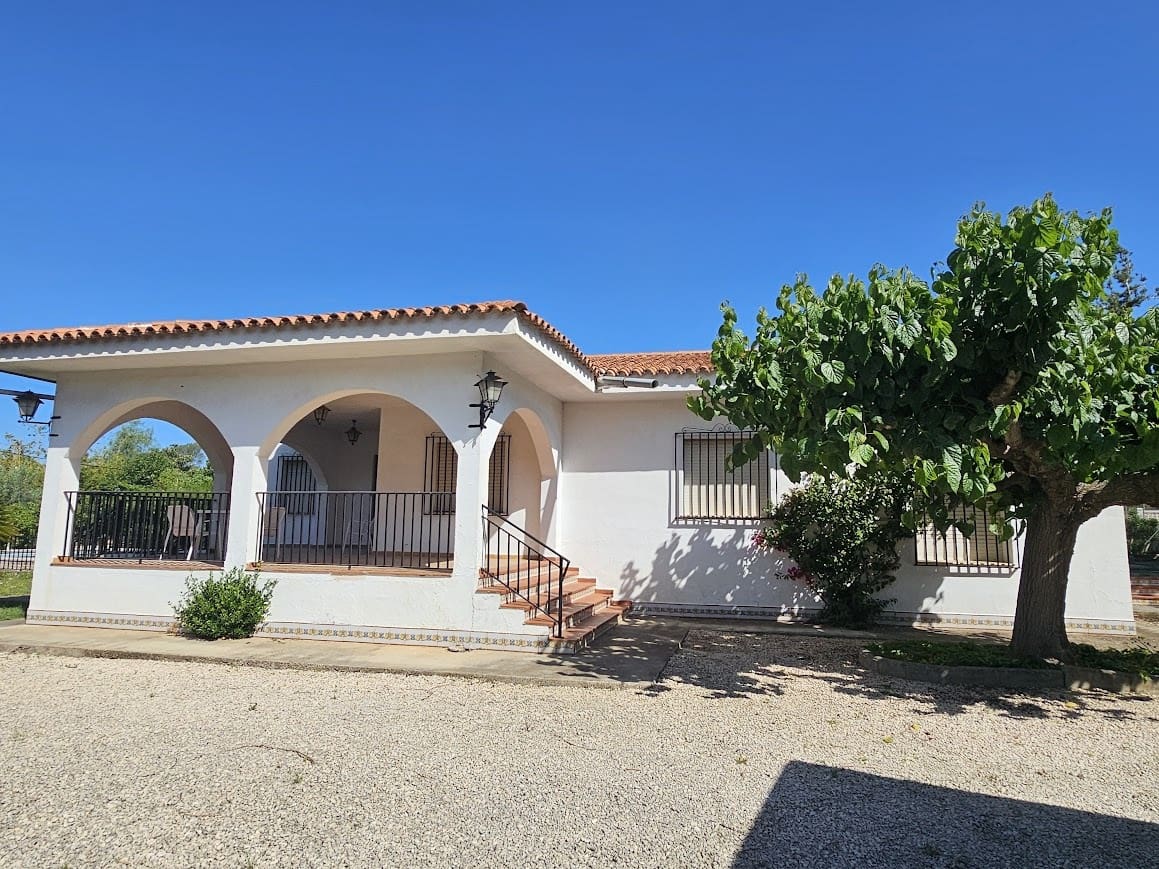 4 bedroom Villa for sale in Xativa with pool - € 262,000 (Ref: 8317210)