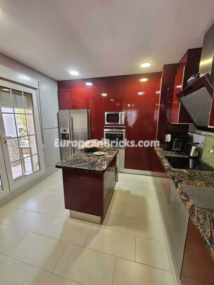 10 soveværelse Villa til salg i Xativa med swimmingpool garage - € 899.950 (Ref: 8478719)