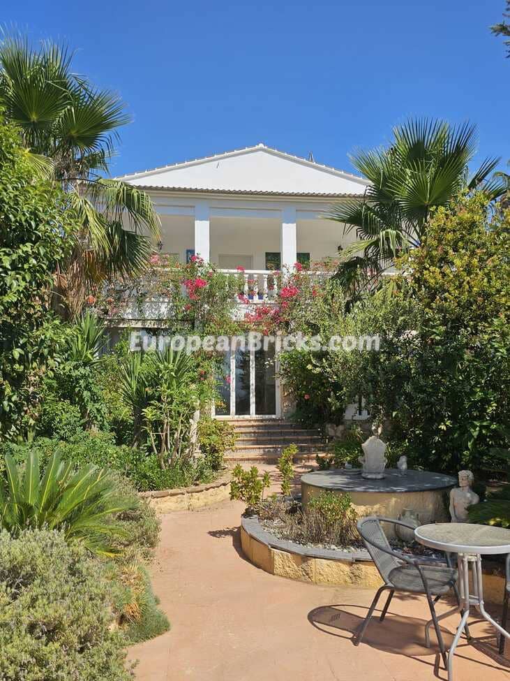 10 soveværelse Villa til salg i Xativa med swimmingpool garage - € 899.950 (Ref: 8478719)