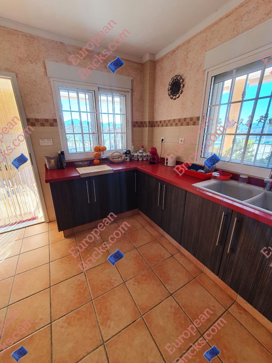 4 soverom Villa til salgs i Xativa med svømmebasseng garasje - € 325 000 (Ref: 8478720)