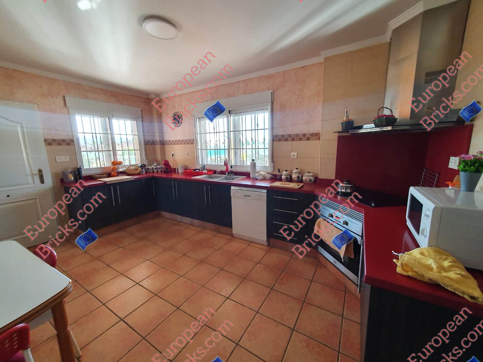 4 soverom Villa til salgs i Xativa med svømmebasseng garasje - € 325 000 (Ref: 8478720)